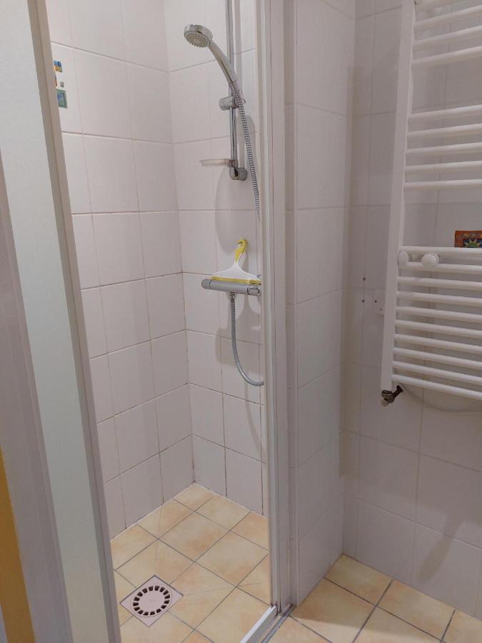 Petit Studio - Chambre Independante Au Calme Landerneau Εξωτερικό φωτογραφία